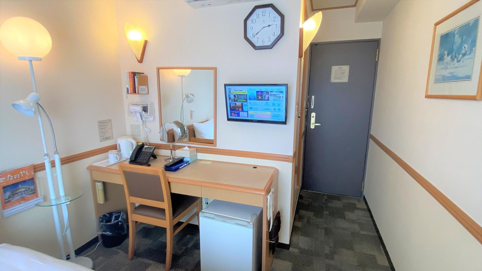 Toyoko Inn Okinawa Naha Kokusai-Dori Miebashi-Eki Kültér fotó