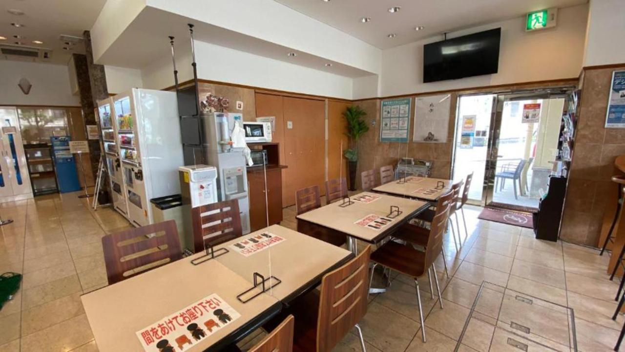 Toyoko Inn Okinawa Naha Kokusai-Dori Miebashi-Eki Kültér fotó