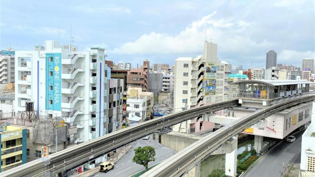 Toyoko Inn Okinawa Naha Kokusai-Dori Miebashi-Eki Kültér fotó