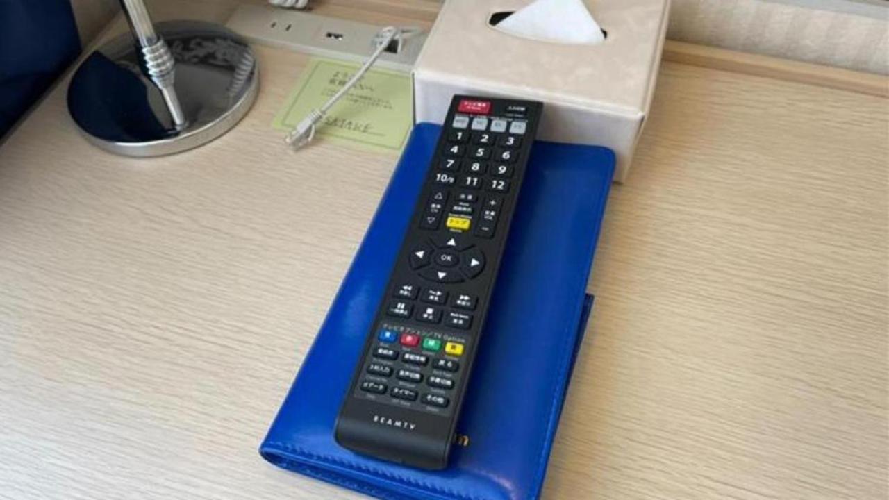 Toyoko Inn Okinawa Naha Kokusai-Dori Miebashi-Eki Kültér fotó