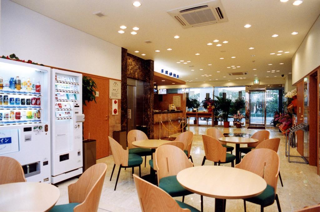 Toyoko Inn Okinawa Naha Kokusai-Dori Miebashi-Eki Kültér fotó